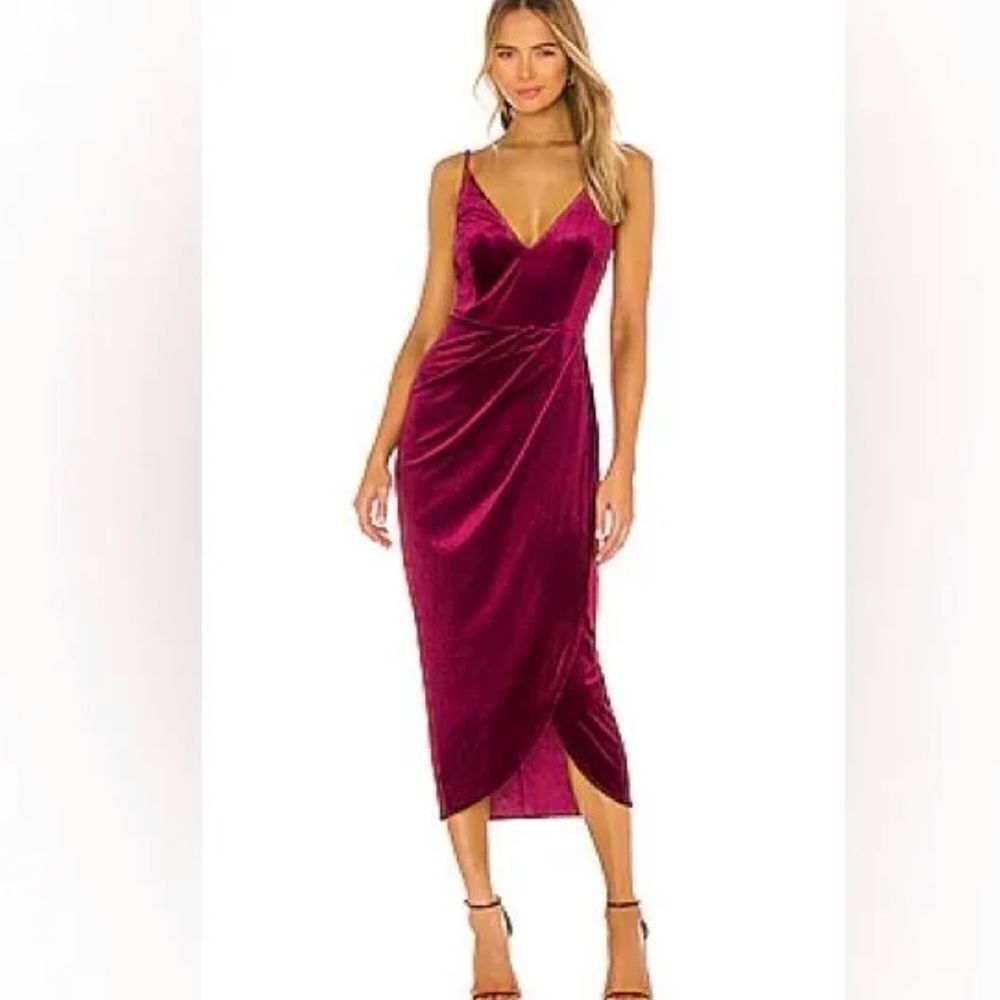 Yumi Kim Felicity Velvet Sleeveless Midi Dress in Wine.Size M